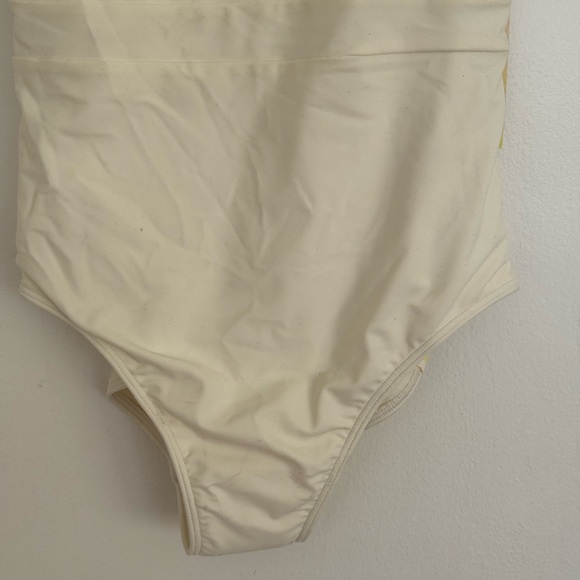 NWT Summersalt Cream Swimsuit Size 4 - Picture 4 of 8
